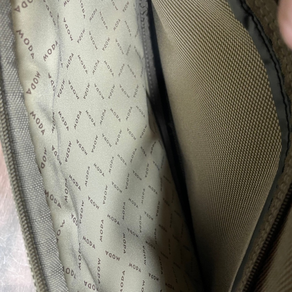 MODA Carry-On Travel Briefcase Bag Olive Green Laptop Messenger Shoulder Strap - Picture 8 of 12